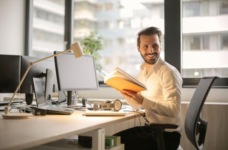 Smell Fresh All Day with These 5 Office-Friendly Niche Fragrances for Men